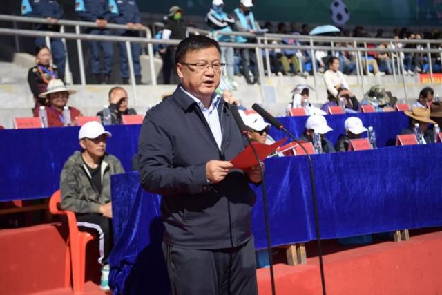 詹姆斯28+12杜兰特22分 湖人负太阳被勇士超越